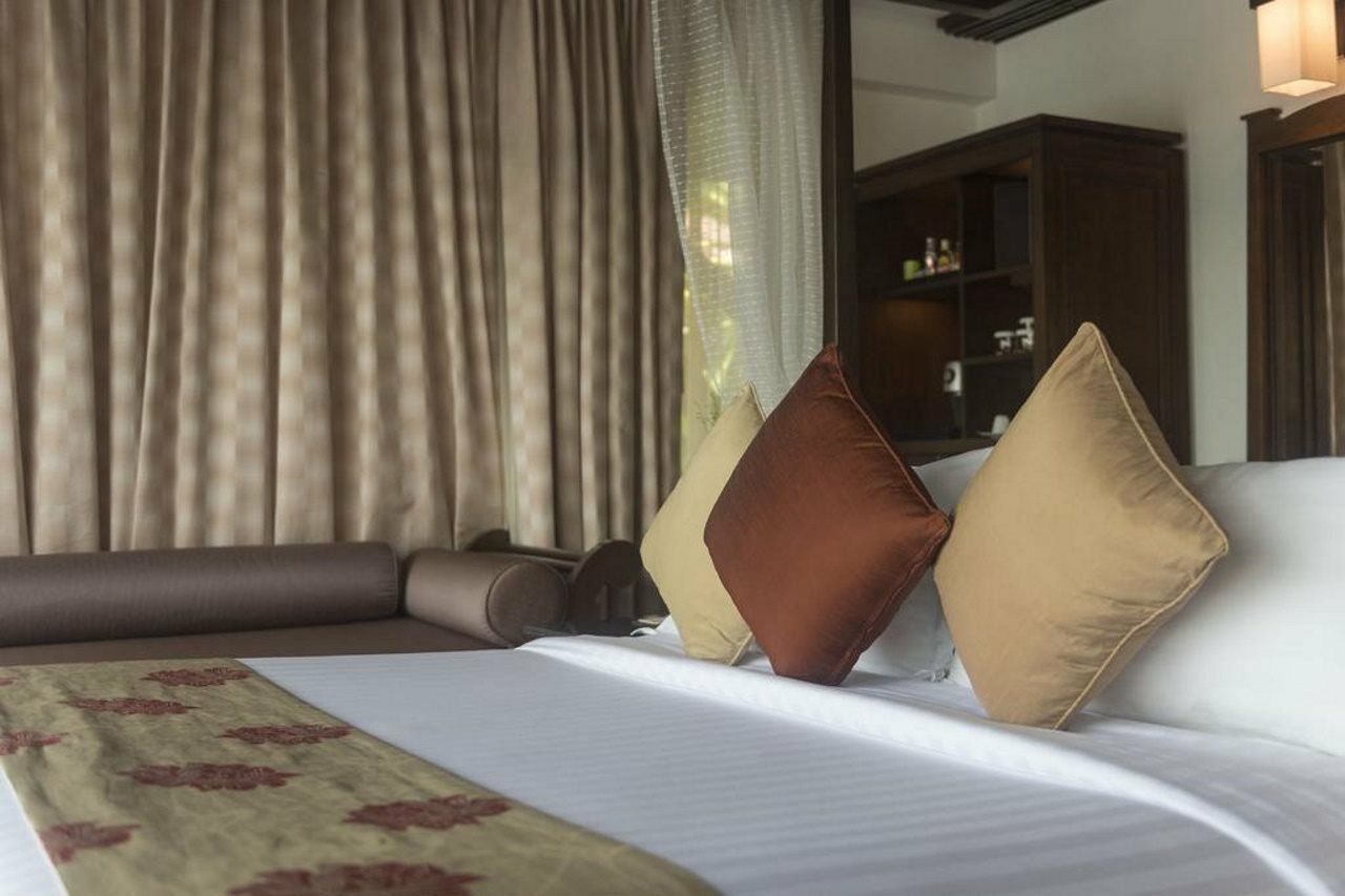 Nora Buri Resort & Spa - Sha Extra Plus Чавенг Бийч Екстериор снимка